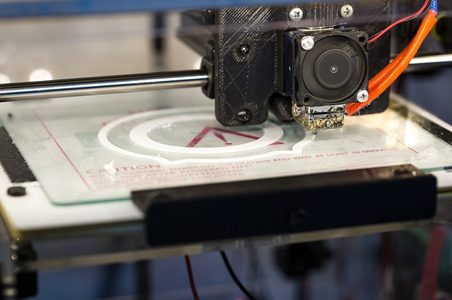 SARADNJOM DO USPEHA Najmoderniji 3D štampač za Mašinski fakultetu u Beogradu