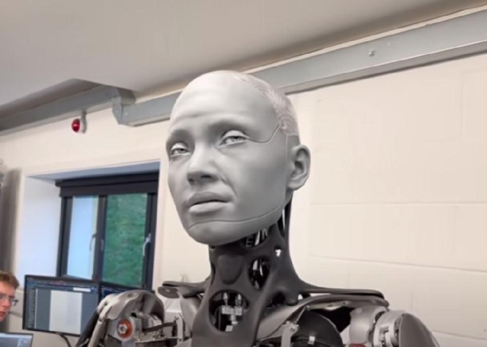 „BLEJD RANER“ JE POSTAO REALNOST Napravljen je robot koji može da se naljuti (VIDEO)