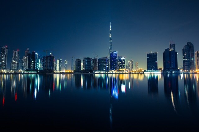 Emirati, Dubaji