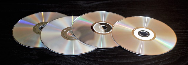 CD I DVD UREĐAJI ODLAZE U ZABORAV Iako se sada manje koriste, šta bi im se desilo da ih zavrtite malo brže