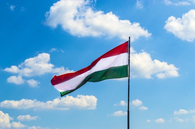 Mađarska, zastava