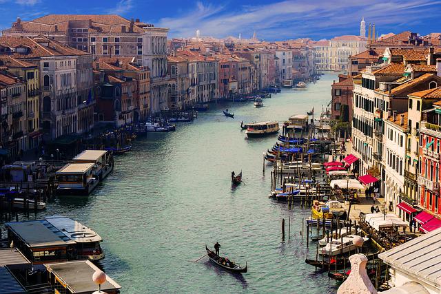 MUKA IM JE VIŠE OD TURISTA Posle naplate, stigla još jedna zabrana u Veneciji
