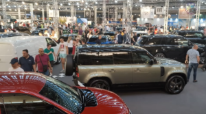 POLOVINA AUTOMOBILA PLAĆENA KEŠOM Na sajmu u Beogradu prodato više od 75 vozila vrednosti preko 150.000 evra