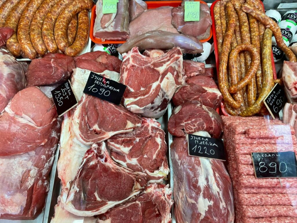 JUNETINA POSTAJE NOVO „CRVENO ZLATO“ Za kilogram mesa treba izdvojiti gotovo 1.500 dinara