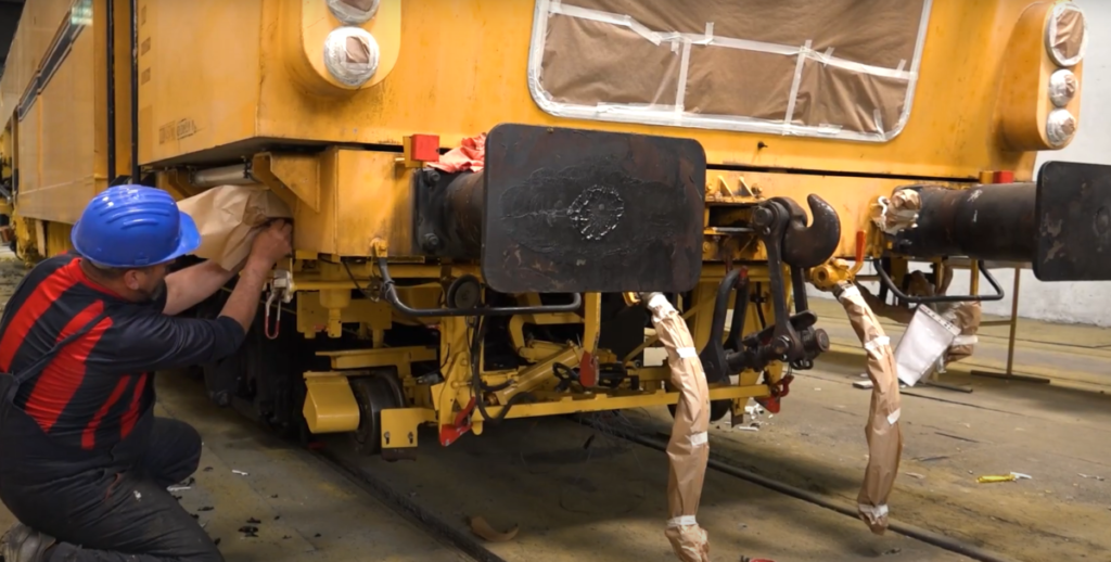 INFRASTRUKTURA ŽELEZNICE SRBIJE Remont mašina za održavanje pruga biće gotov u julu
