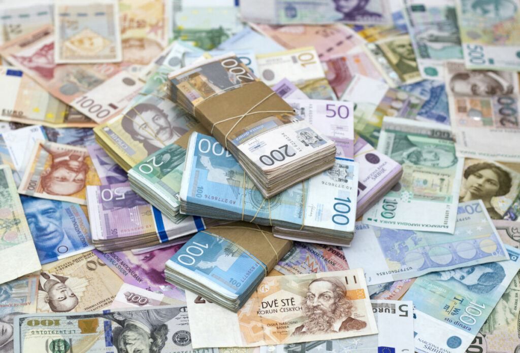 NIKAD NE BISTE POGODILI Oglasila se Narodna banka Srbije – ovo je novčanica koja je najviše puta falskifikovana