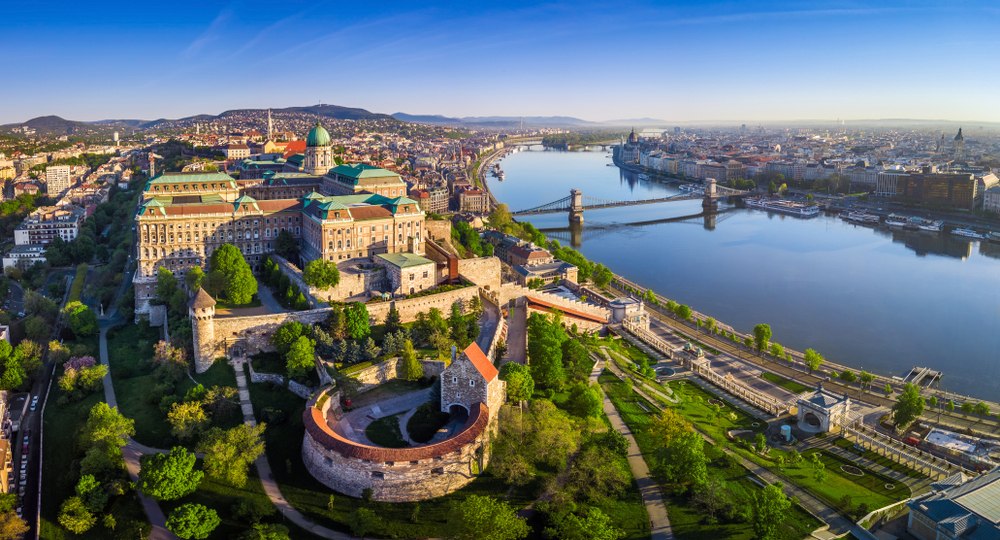 MAĐARI DOSLEDNI – NI DA ČUJU ZA ENERGETSKE SANKCIJE Zvanična Budimpešta pregovara o kupovini dodatnih količina gasa