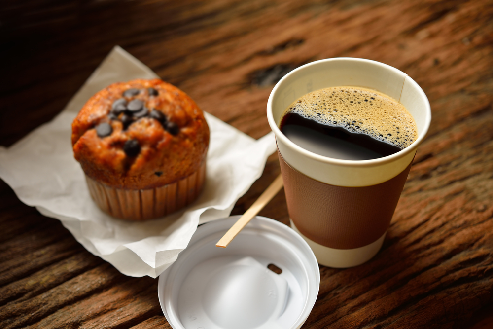 DA BISTE UŠTEDELI POPIJTE KAFU POSLE ŠOPINGA Najnovija studija kaže da kofein povećava kupoholičarske apetite