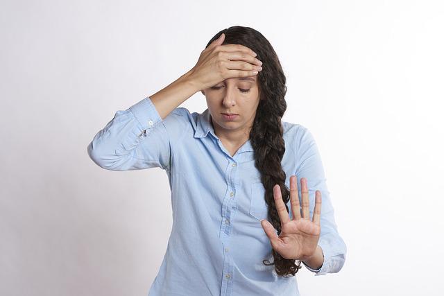 STRES UTIČE NA MIGRENE VIŠE NEGO ŠTO MISLITE Kako da se izborite sa glavoboljama pre godišnjeg odmora