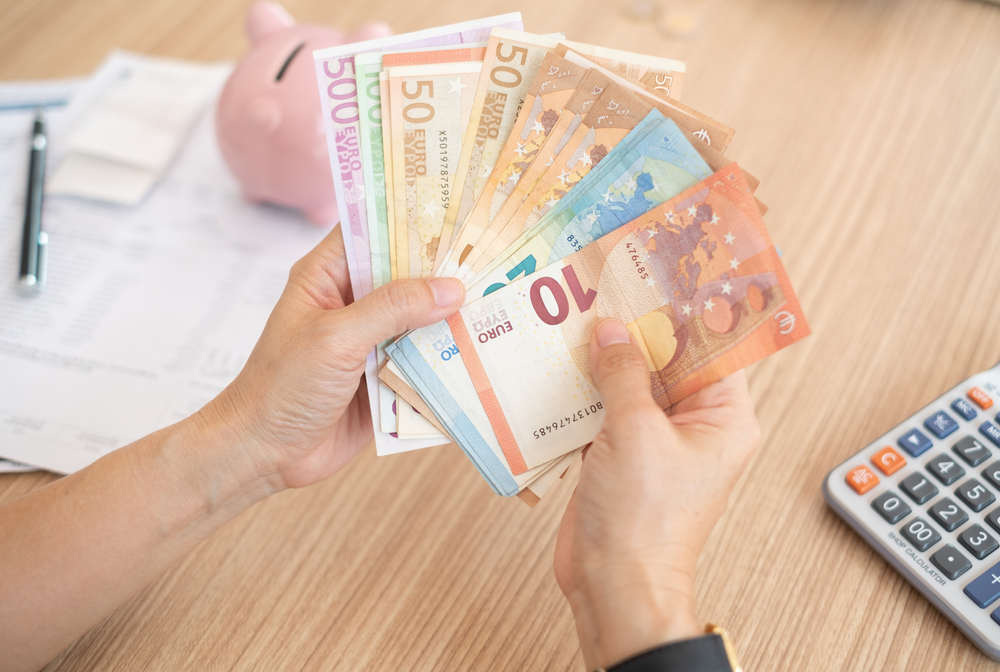 PROMENA VALUTE IM BAŠ NE IDE U Hrvatskoj pronađena gomila lažnih evra i sve više falsifikatora