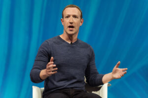 CELA INDUSTRIJA ŠIRI VEST BOMBU Vlasnik Fejsbuka se povlači sa prestola?
