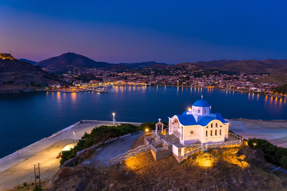 PRED NOSOM NAM JE Srbi ne znaju – postoji lepo grčko ostrvo koje je bliže nego popularni Tasos, i to usred Halkidikija (VIDEO)