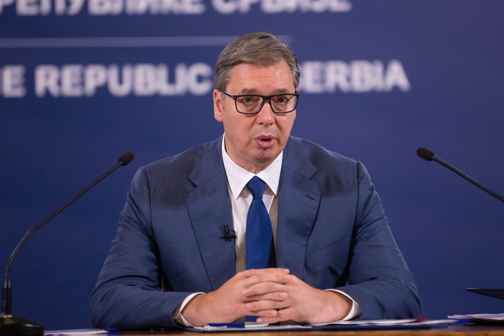 STABILAN RAST Vučić: Do 2025. godine, prosečna plata biće 1.024 evra
