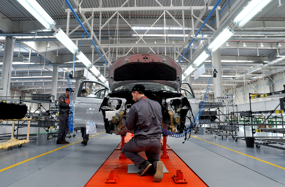 Automobilski gigant pravi novu fabriku – baš tamo gde su globalni lideri
