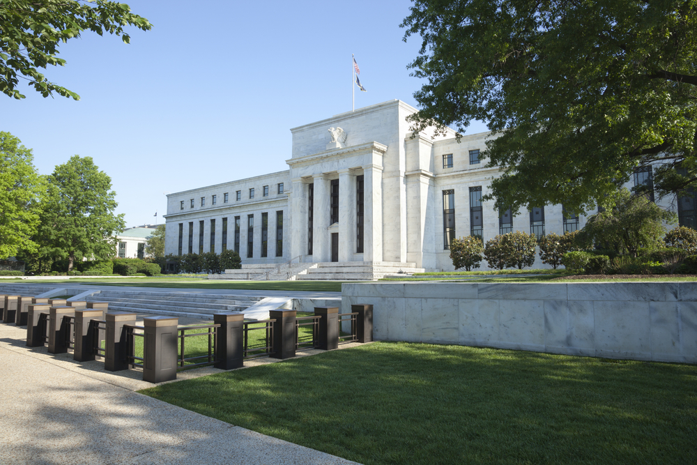 Centralna banka SAD-a zadržala kamatne stope, još je daleko od smanjenja