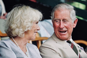 ZARAĐIVALI SU OD UMRLIH Engleska kraljevska porodica donira 100 miliona funti