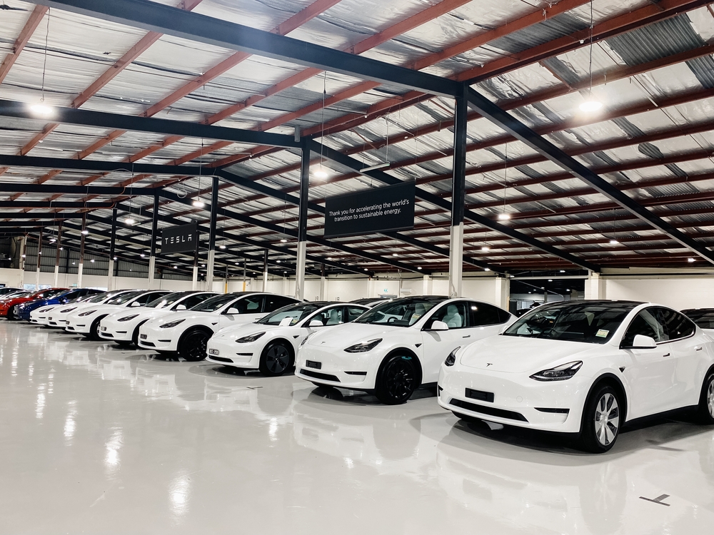 RAZORNI EFEKAT SUKOBA U CRVENOM MORU Tesla obustavlja proizvodnju automobila u Nemačkoj