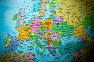 Evropska zemlja ispada iz top 10 ekonomija sveta – dolaze im „crni dani“