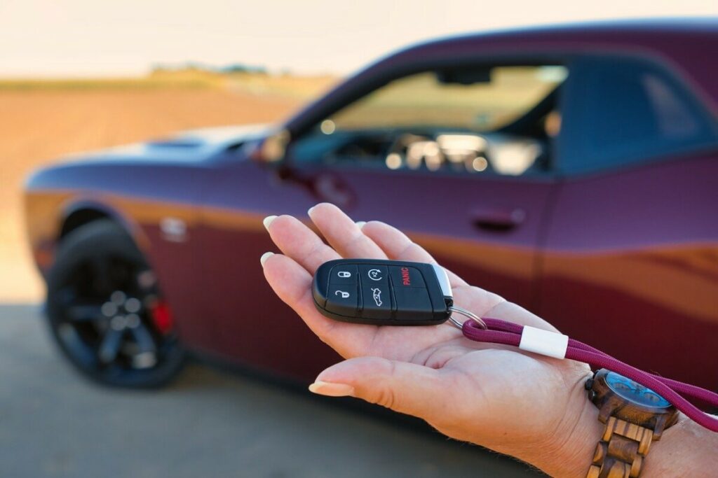 DA LI STE ZNALI Dugmići na ključevima za automobil kriju skrivenu i vrlo korisnu funkciju